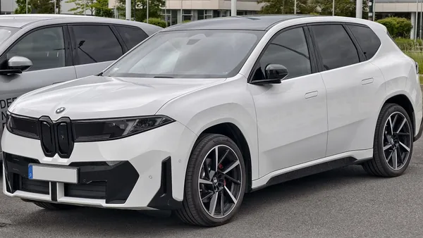 BMW iX3