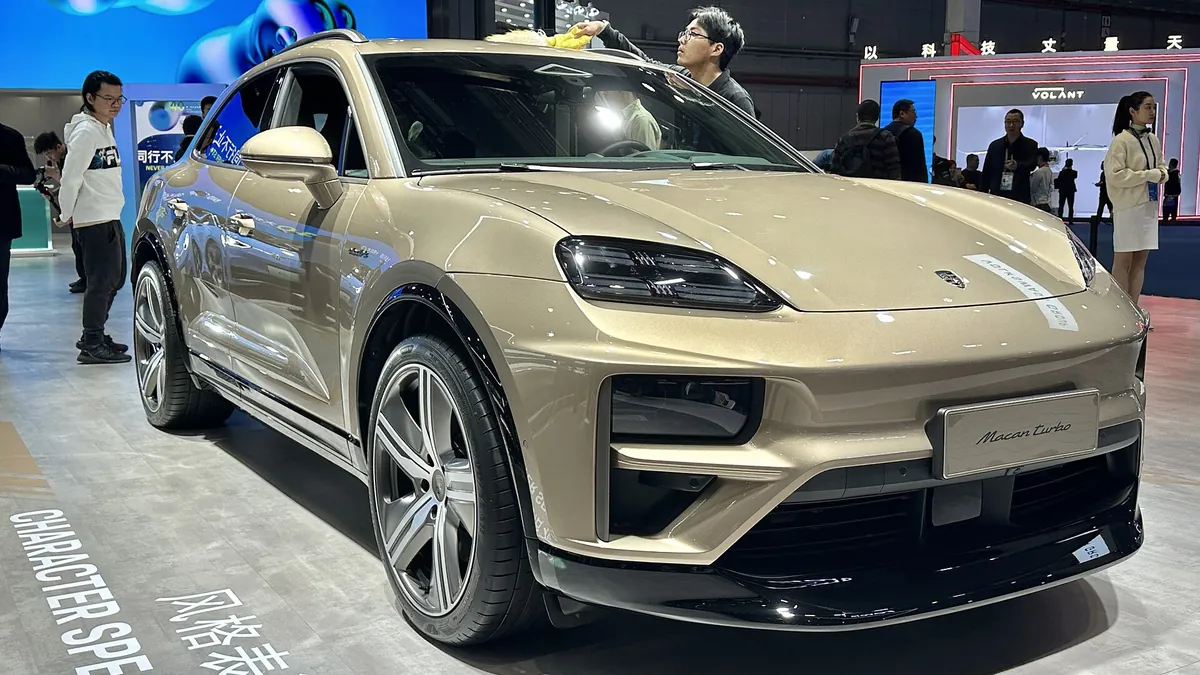 Porsche Macan Electric