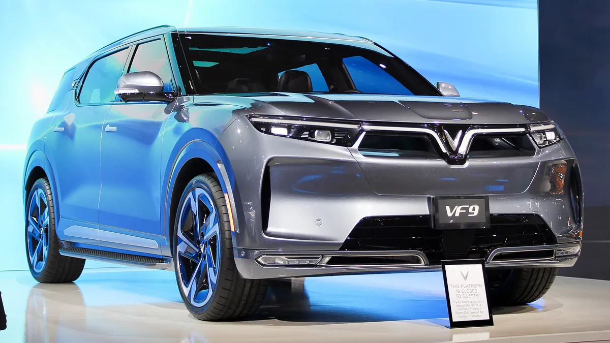 VinFast VF 9